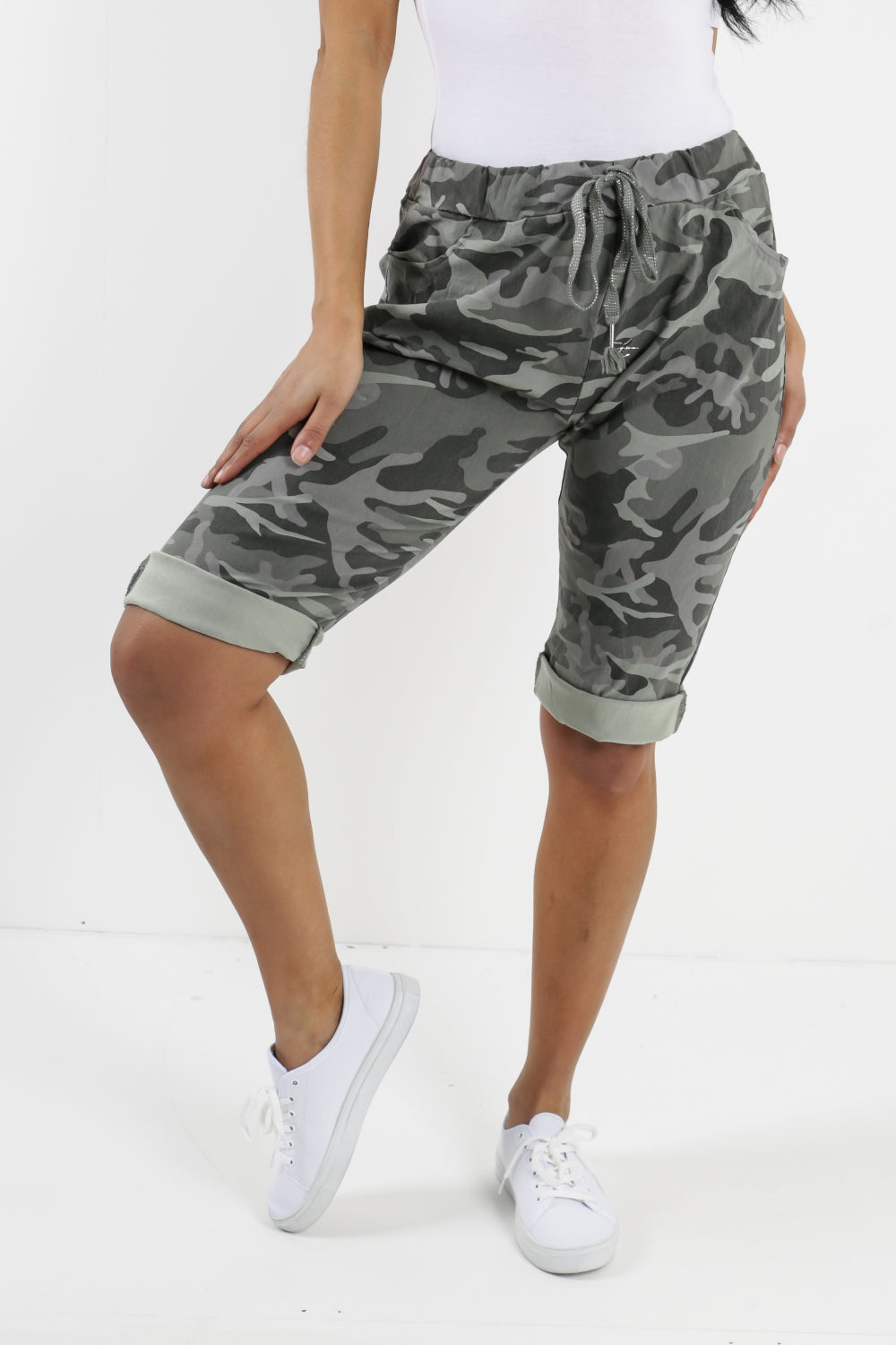 Plus Size Italian Camouflage Magic Chino Shorts