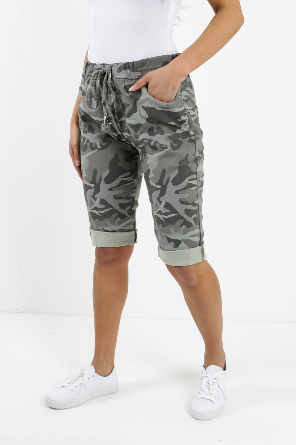 Plus Size Italian Camouflage Magic Chino Shorts