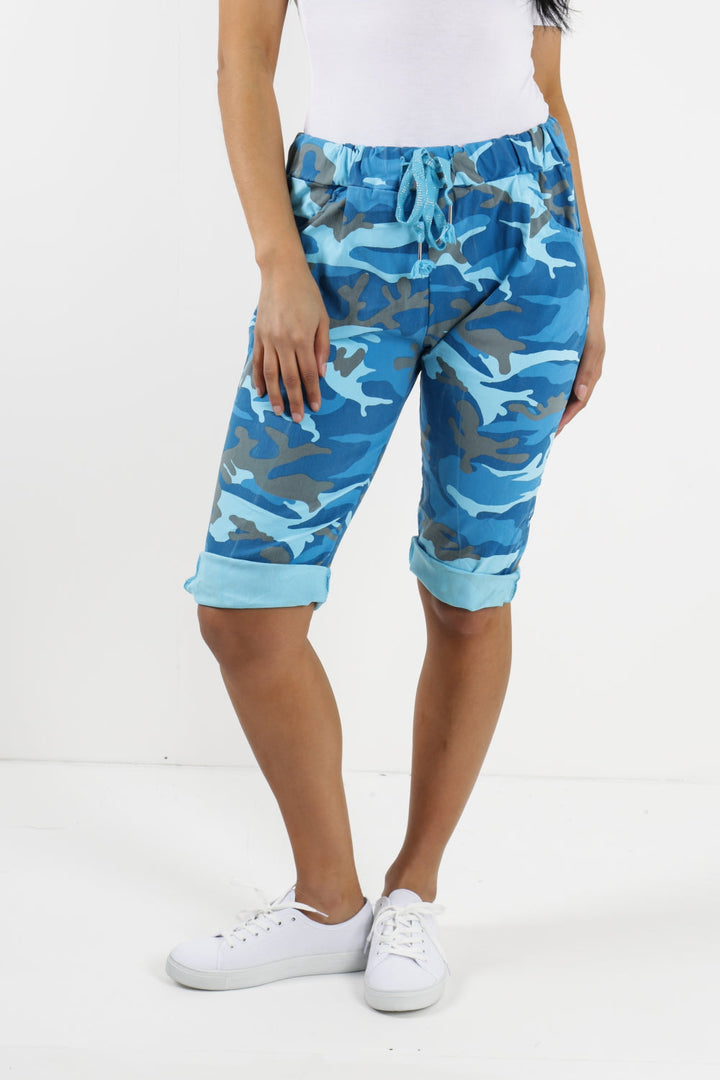 Plus Size Italian Camouflage Magic Chino Shorts