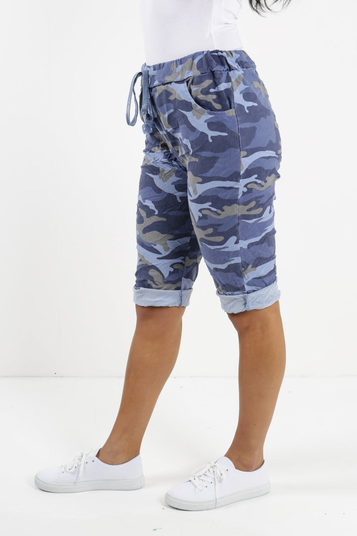 Plus Size Italian Camouflage Magic Chino Shorts