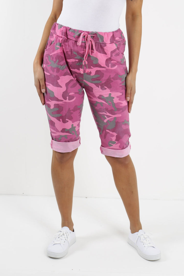 Plus Size Italian Camouflage Magic Chino Shorts