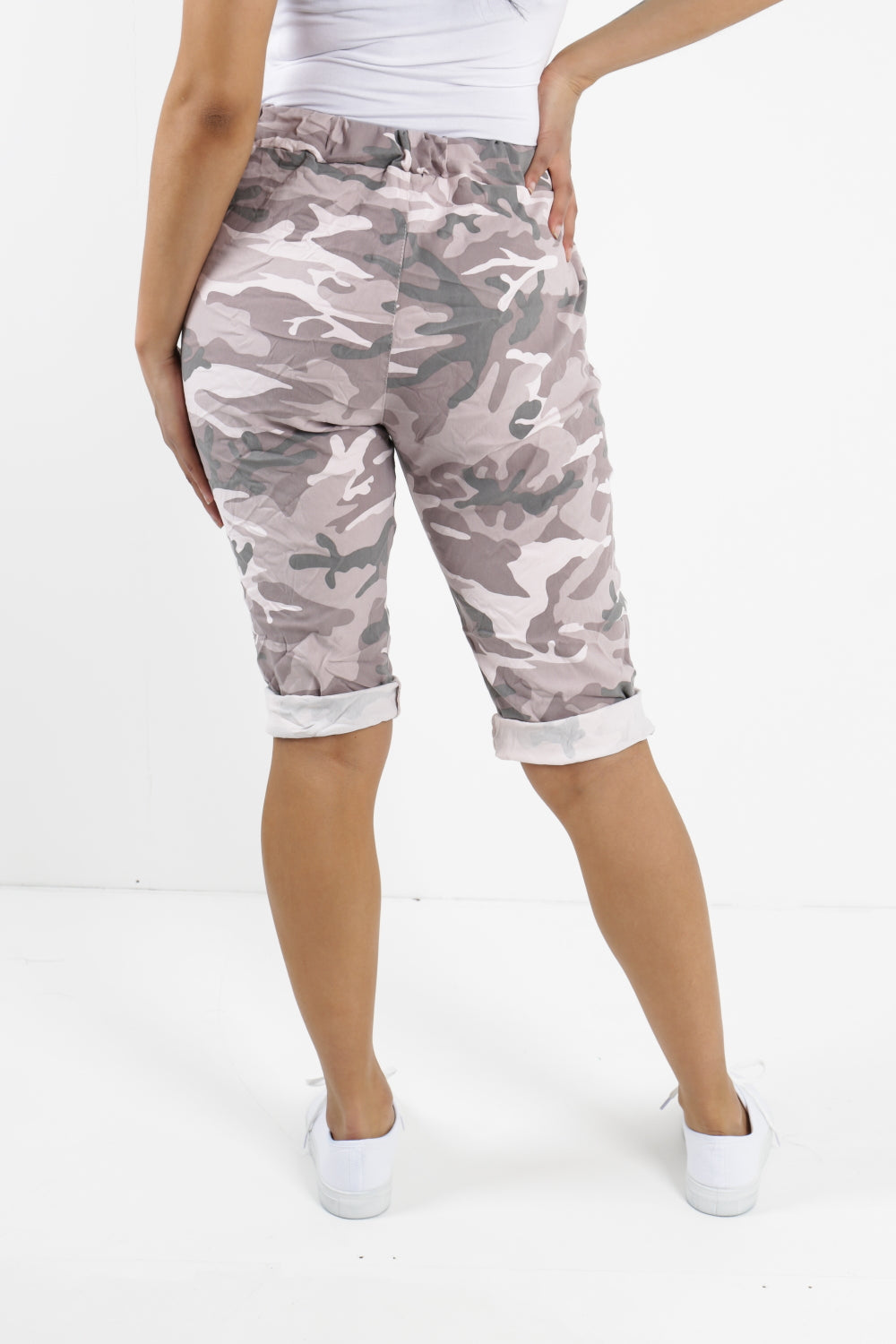 Plus Size Italian Camouflage Magic Chino Shorts