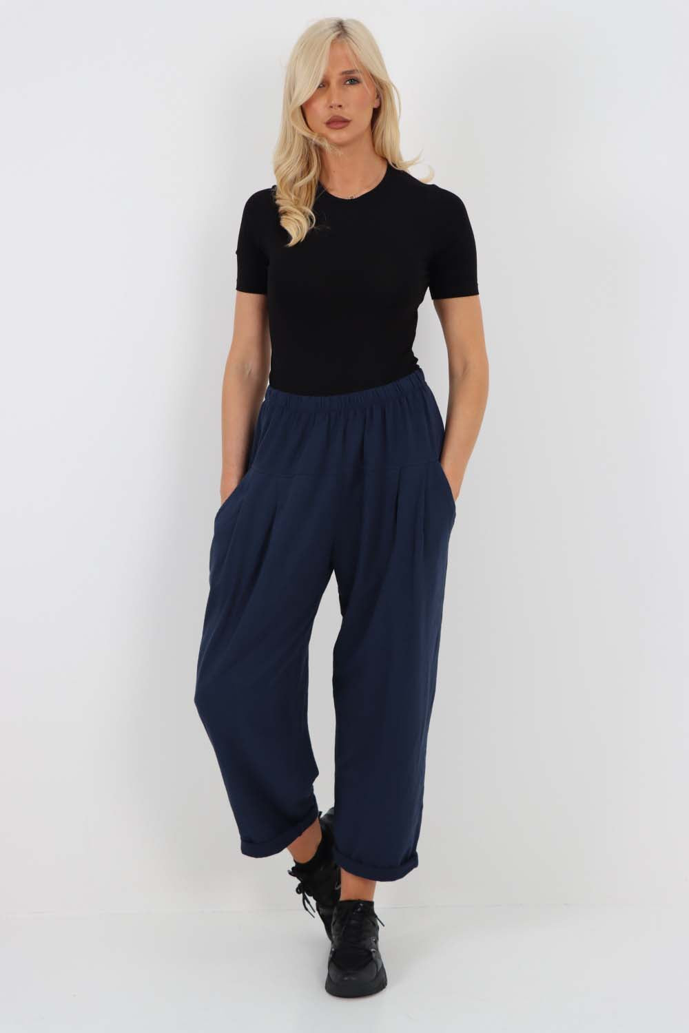 Italian Pleated Cotton Trousers With Side Pockets