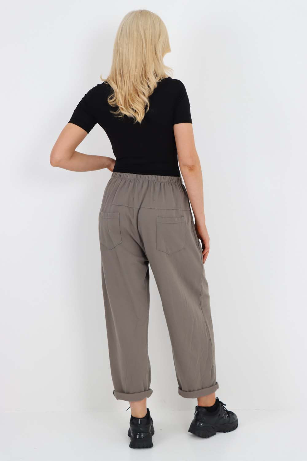 Italian Pleated Cotton Trousers With Side Pockets