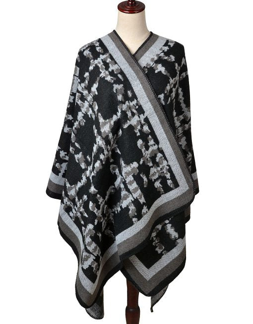 Tic-tac-toe Pattern open Poncho Wrap