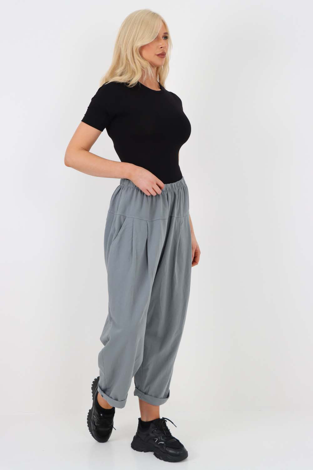 Italian Pleated Cotton Trousers With Side Pockets