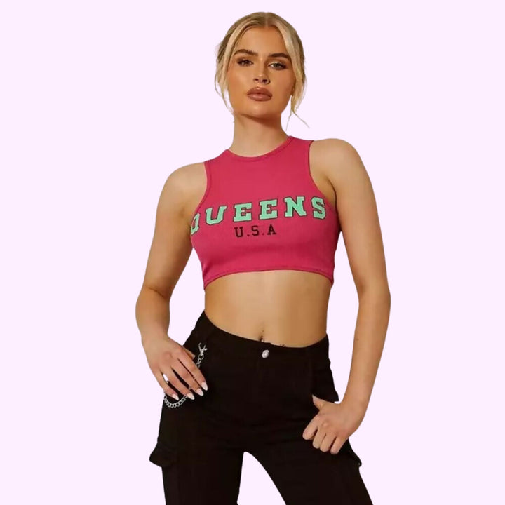 QUEEN U.S.A RIBBED CROP TOP