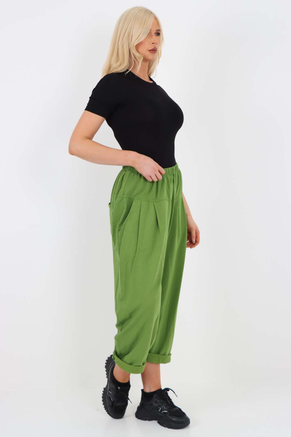 Italian Pleated Cotton Trousers With Side Pockets