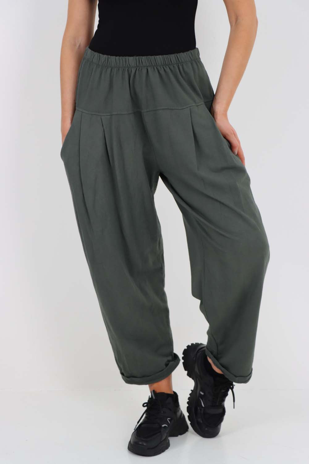 Italian Pleated Cotton Trousers With Side Pockets