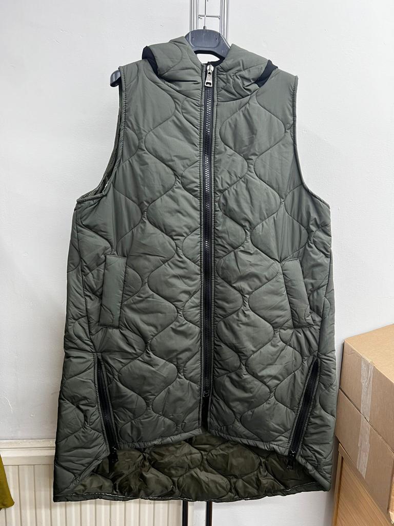 Italian Puffer Zip Up Polyester Gilet