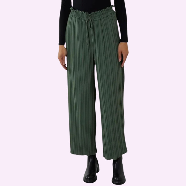 Wide Leg Pleated Trousers