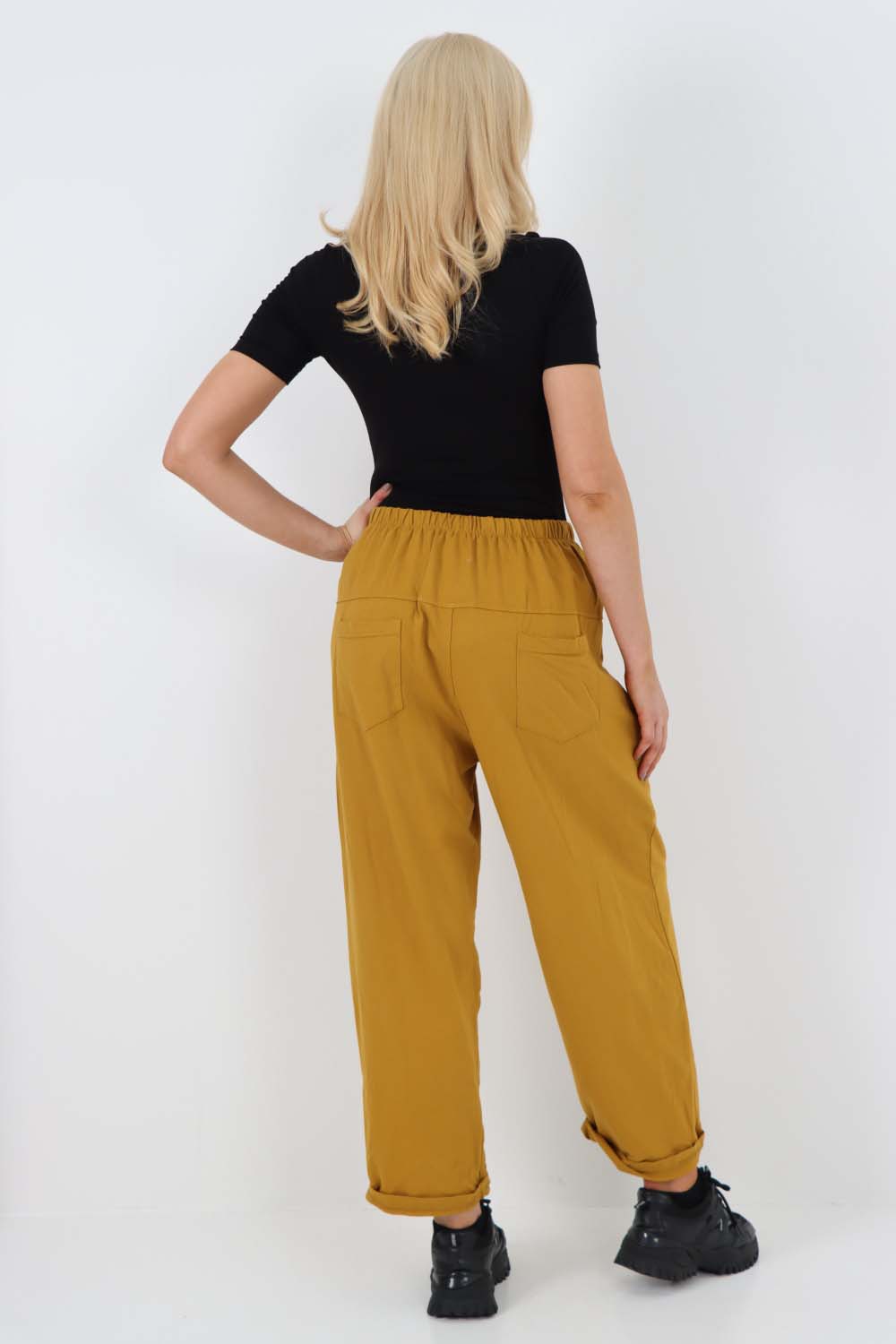 Italian Pleated Cotton Trousers With Side Pockets