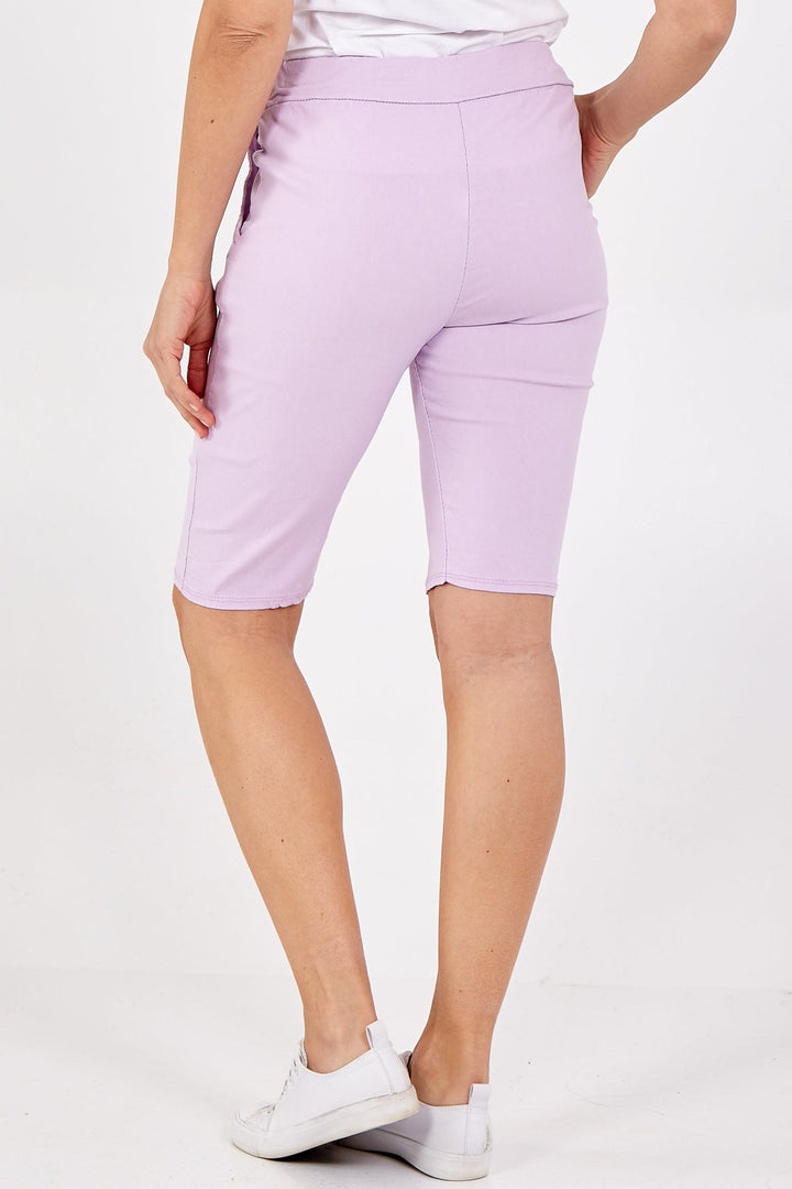 Plus Size Magic Plain Drawstring Shorts