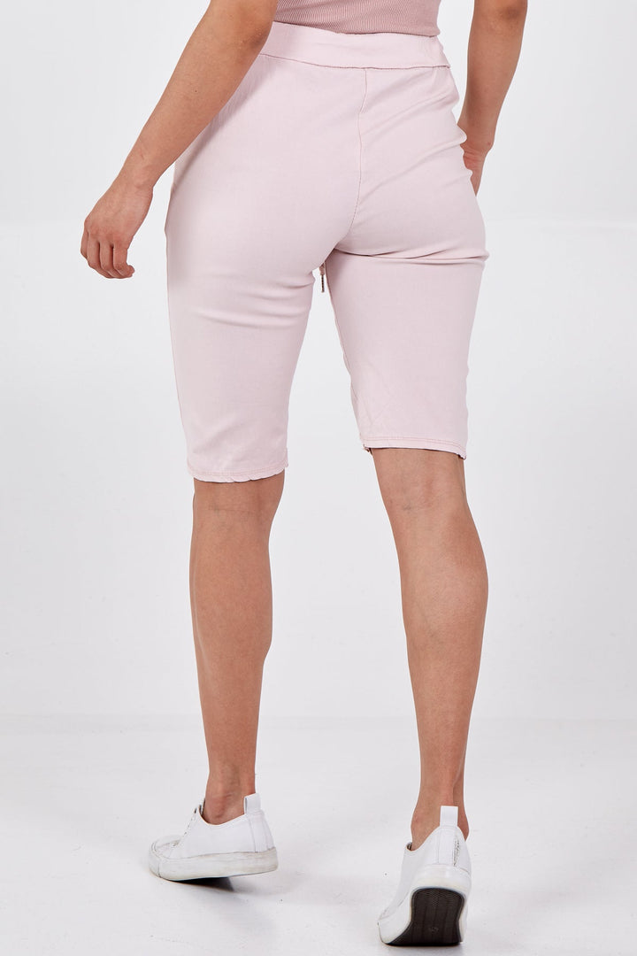 Plus Size Magic Plain Drawstring Shorts