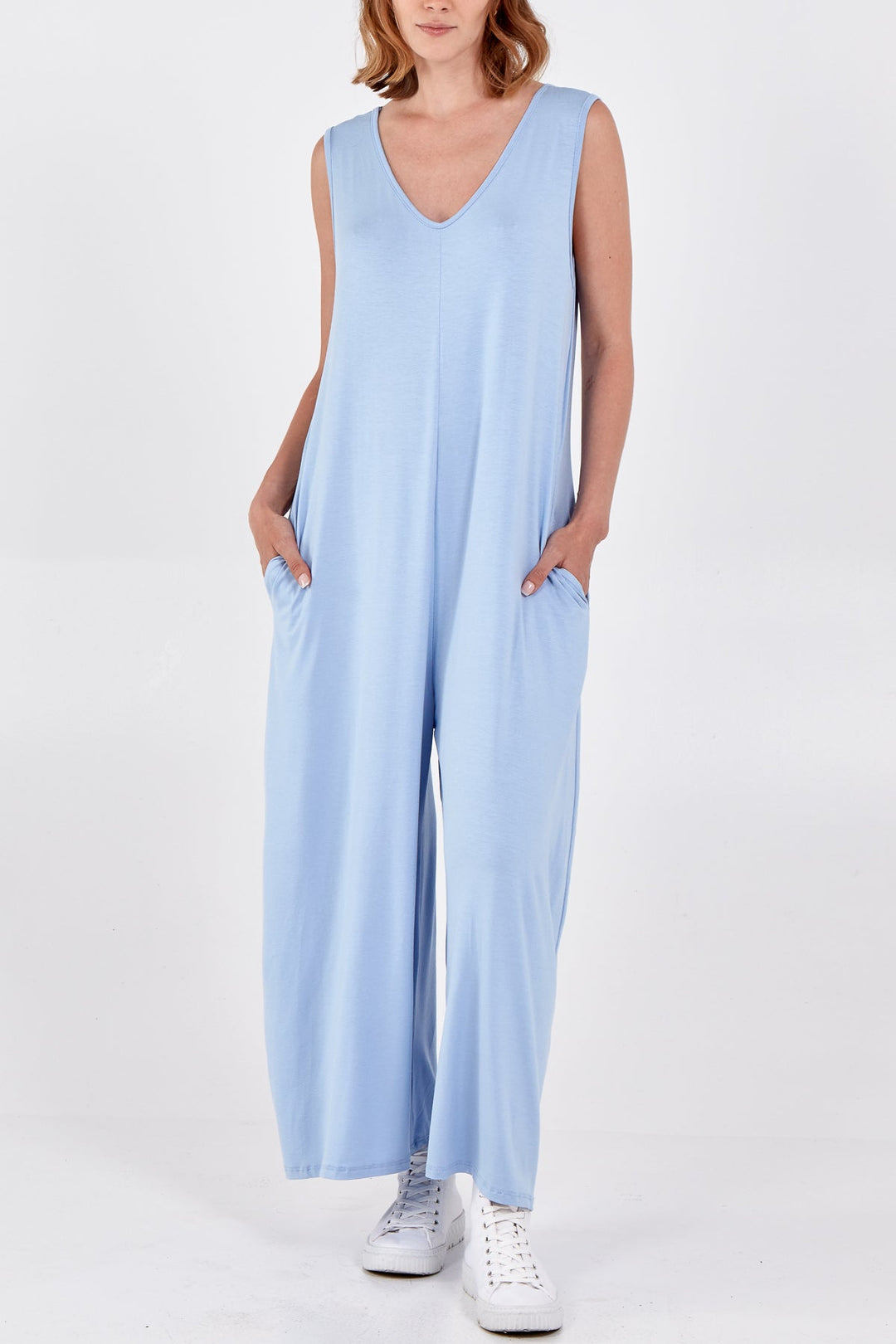 Sleeveless Plain V-Neck Jumpsuit