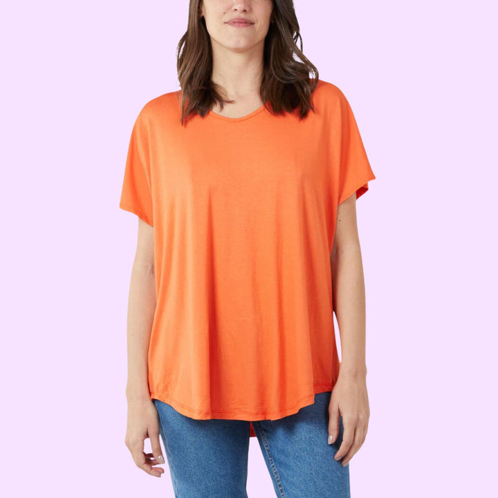 BASIC OVERSIZED TEE